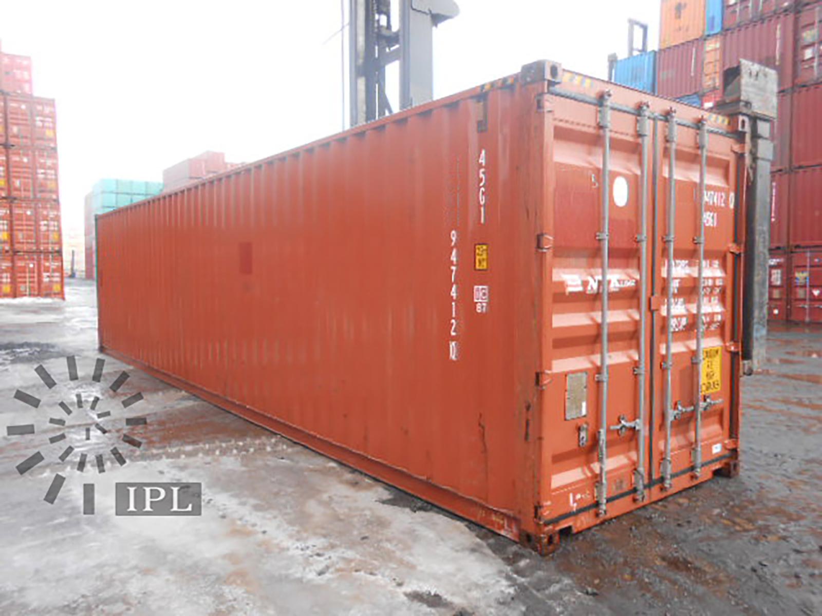 Used 40 foot shipping container