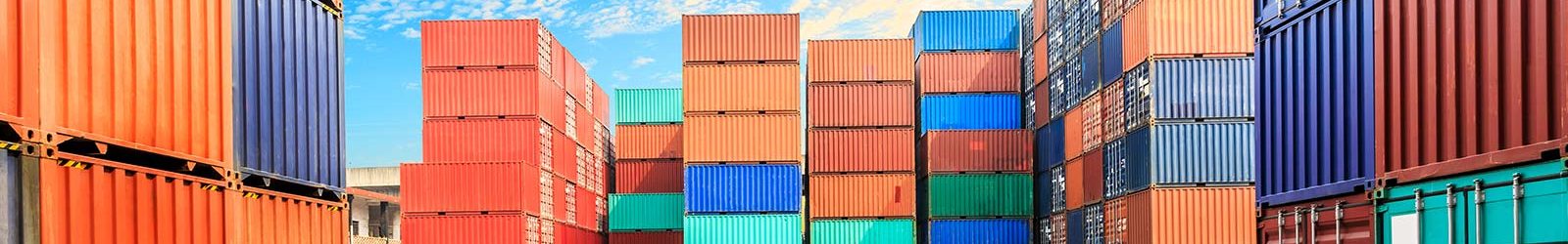 Freight forwarder shipping containers